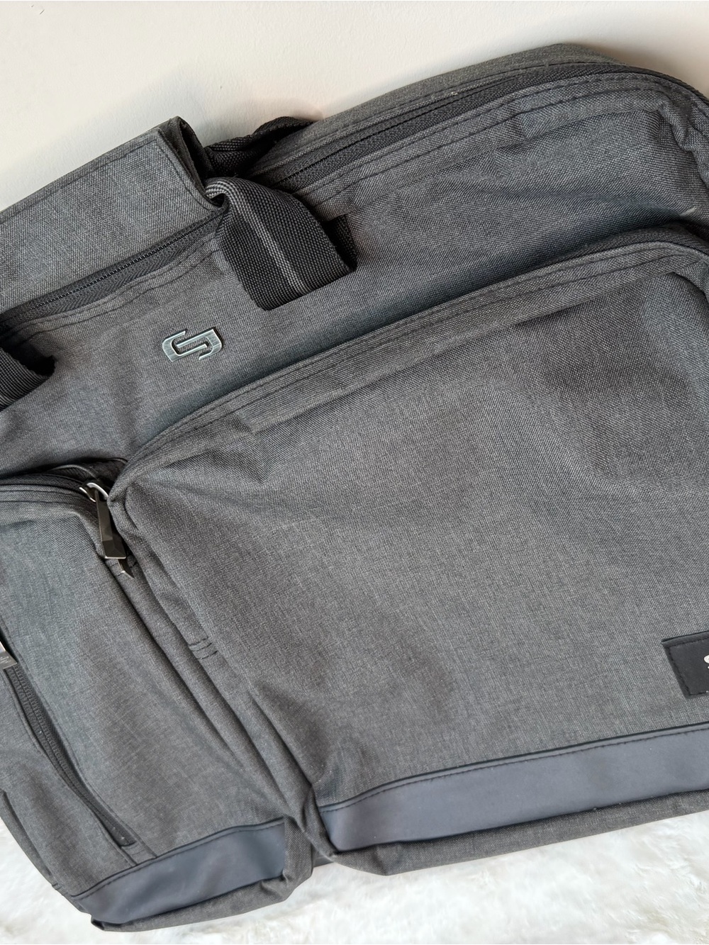 Solo New York Urban 15.6” Laptop Briefcase Backpack Gray